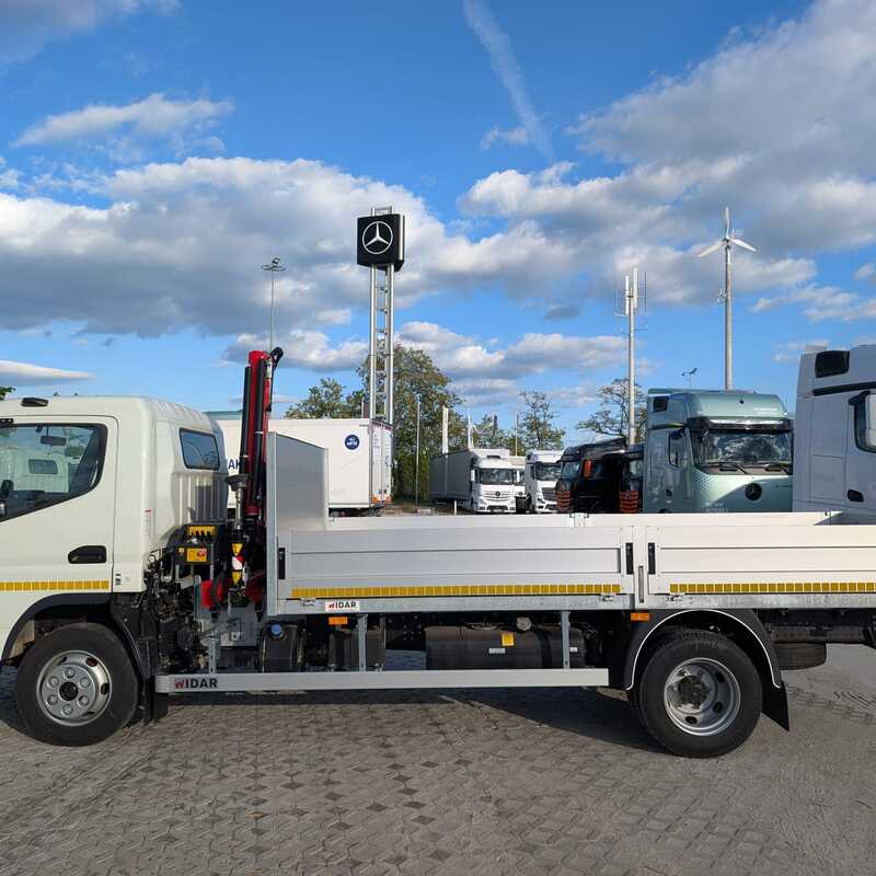 Fuso 7C18 Kran mit Pritsche